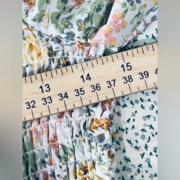 Lily Rose floral print women’s dress size S bohemian , romantic - Picture 13 of 16